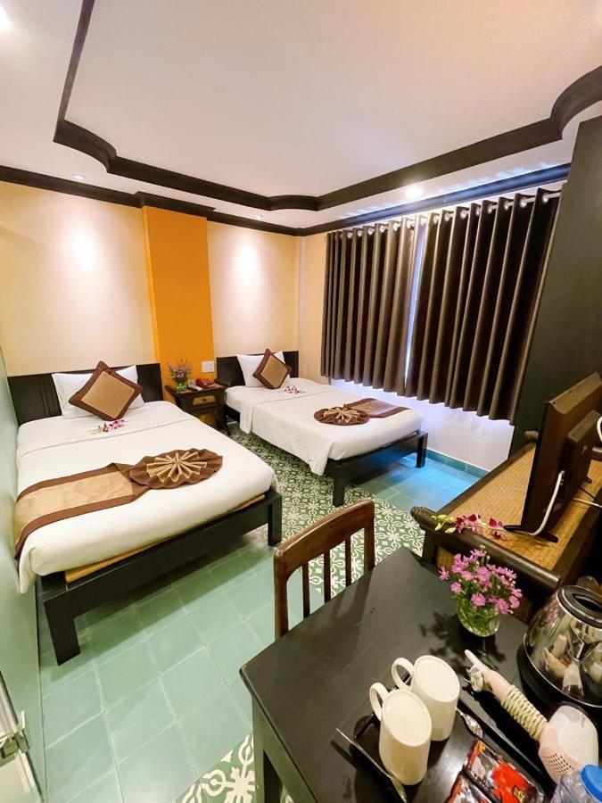Ipeace Hotel - Bui Vien Walking Street Bandar Ho Chi Minh Luaran gambar