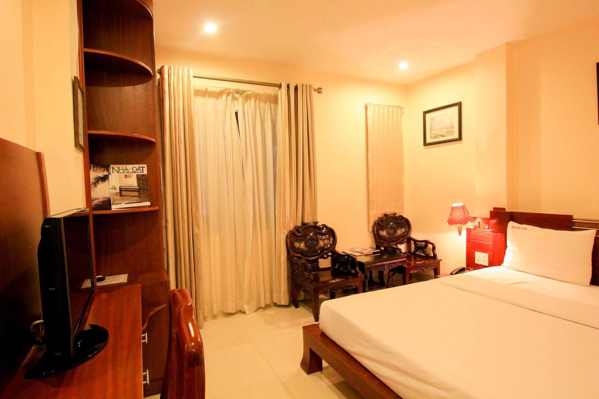 Ipeace Hotel - Bui Vien Walking Street Bandar Ho Chi Minh Luaran gambar